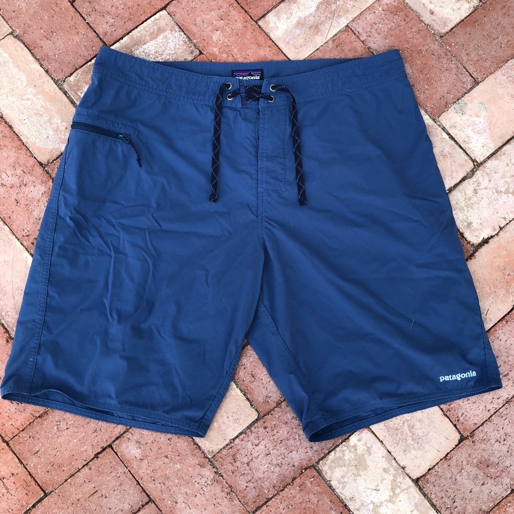 Patagonia Men’s swim board shorts blue size 38